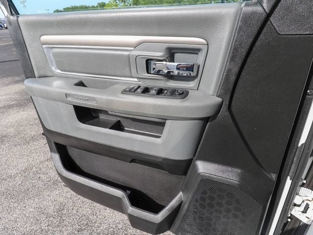 2019 RAM 1500 Classic SLT