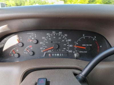 2001 Ford Super Duty F-350 DRW XL