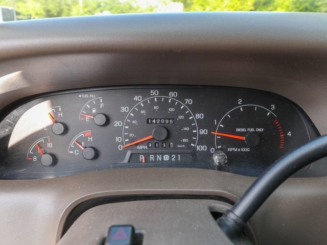 2001 Ford Super Duty F-350 DRW XL