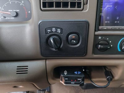 2001 Ford Super Duty F-350 DRW XL