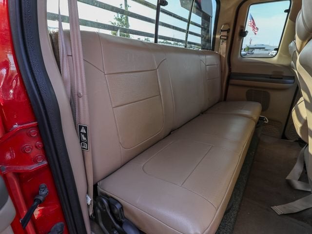 2001 Ford Super Duty F-350 DRW XL
