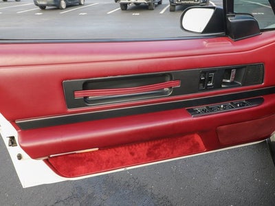 1990 Buick Reatta Base