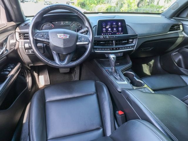 2022 Cadillac CT4 Luxury