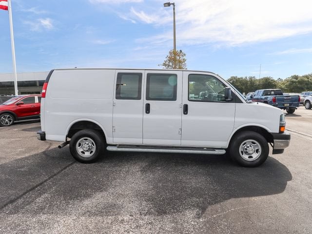 2022 Chevrolet Express Cargo 2500 Base