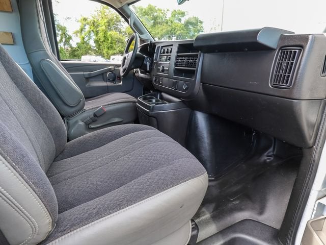 2022 Chevrolet Express Cargo 2500 Base