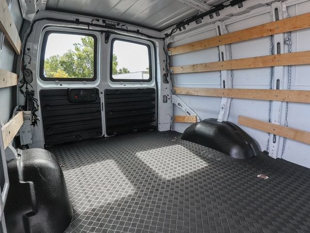 2022 Chevrolet Express Cargo 2500 Base