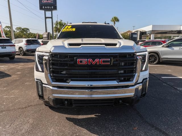 2024 GMC Sierra 3500 HD Chassis Cab Pro