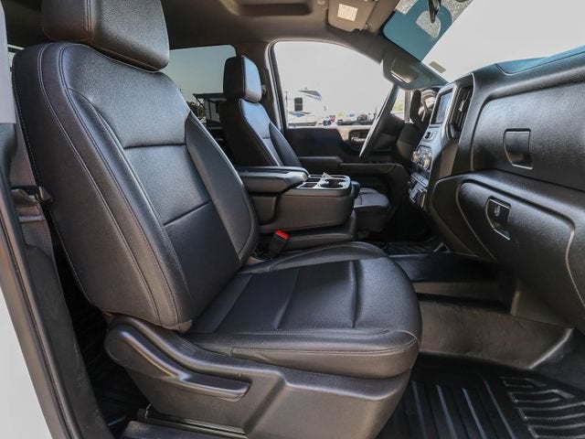 2024 GMC Sierra 3500 HD Chassis Cab Pro
