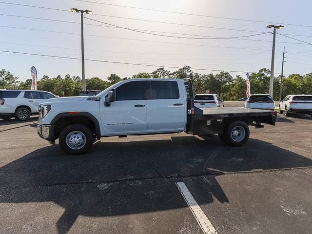2024 GMC Sierra 3500 HD Chassis Cab Pro