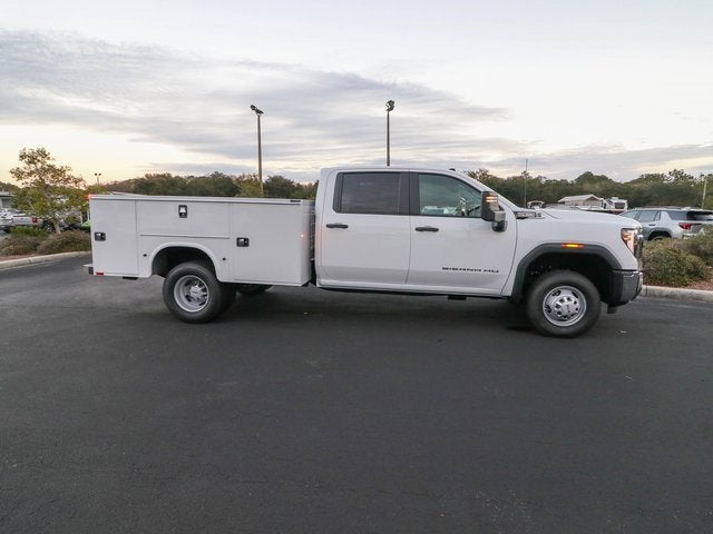 2026 GMC Sierra 3500 HD Chassis Cab Pro