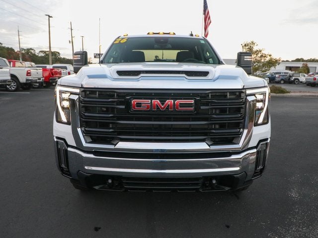 2026 GMC Sierra 3500 HD Chassis Cab Pro