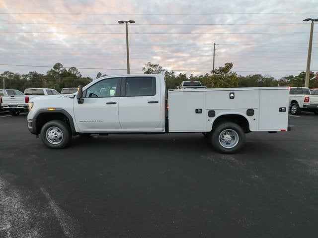 2026 GMC Sierra 3500 HD Chassis Cab Pro
