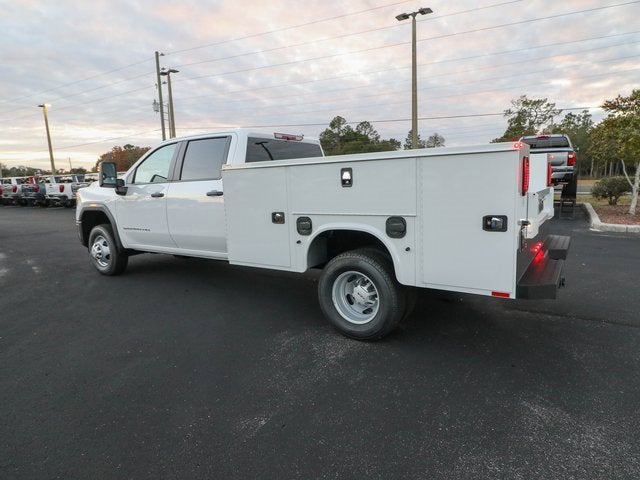 2026 GMC Sierra 3500 HD Chassis Cab Pro