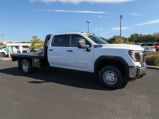 2026 GMC Sierra 3500 HD Chassis Cab Pro