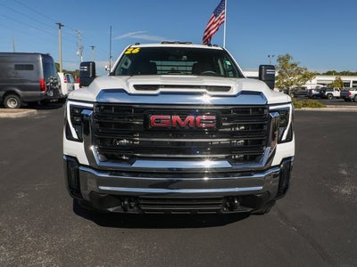 2026 GMC Sierra 3500 HD Chassis Cab Pro