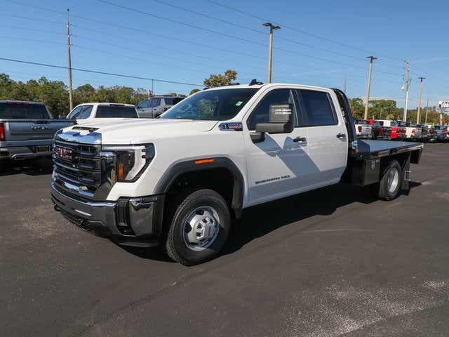 2026 GMC Sierra 3500 HD Chassis Cab Pro