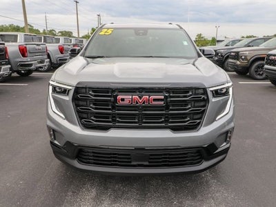 2025 GMC Acadia Elevation