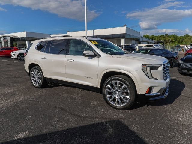 2025 GMC Acadia Denali
