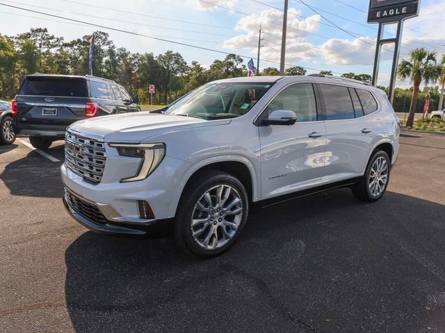 2025 GMC Acadia Denali
