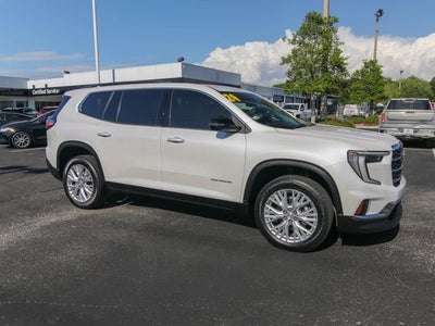 2024 GMC Acadia Elevation