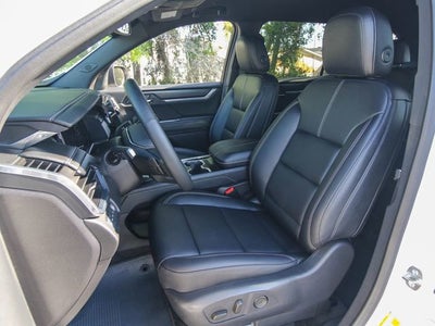 2024 GMC Acadia Elevation