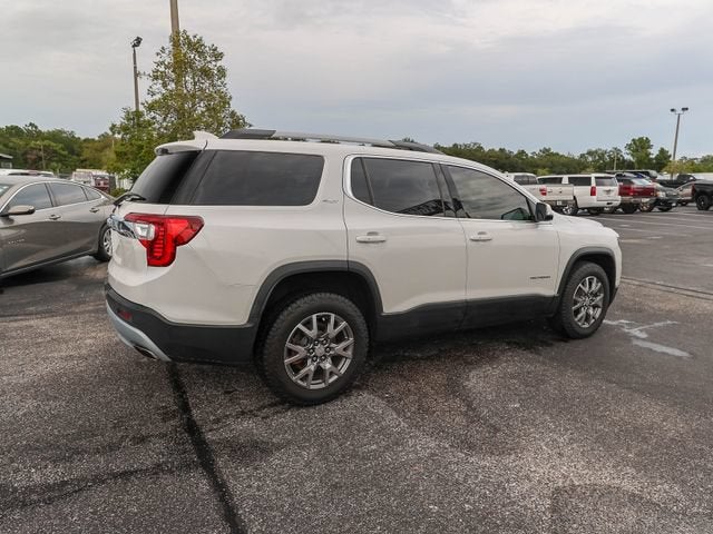 2022 GMC Acadia SLT