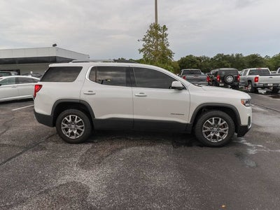 2022 GMC Acadia SLT