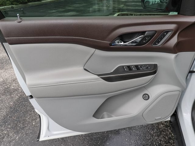 2022 GMC Acadia SLT