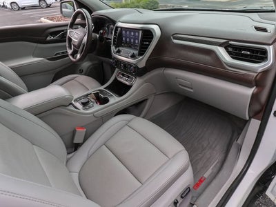 2022 GMC Acadia SLT