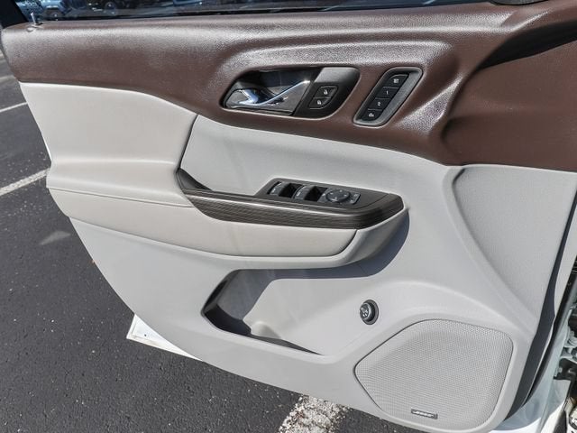2017 GMC Acadia SLT