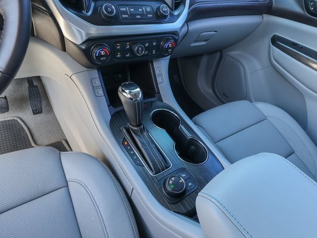 2017 GMC Acadia SLT