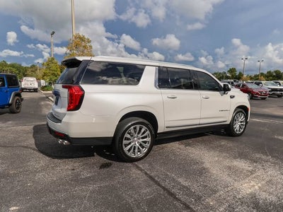 2022 GMC Yukon XL Denali