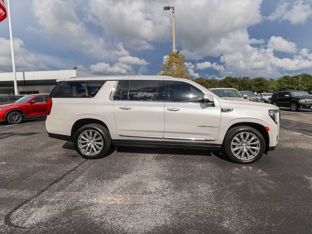 2022 GMC Yukon XL Denali