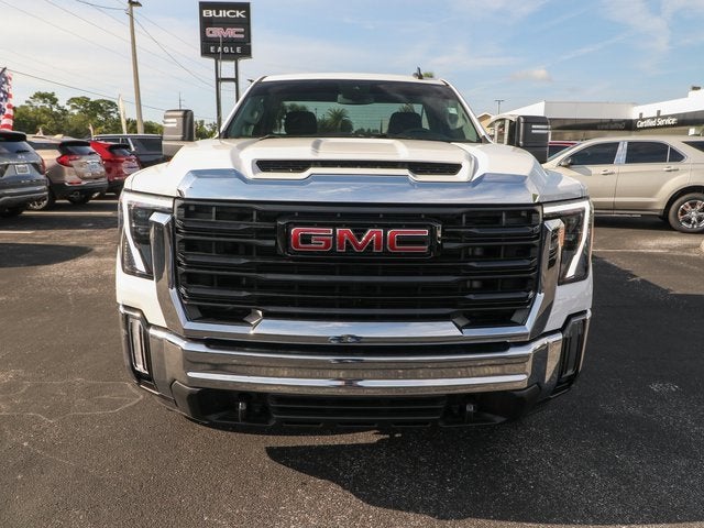 2024 GMC Sierra 2500 HD Pro