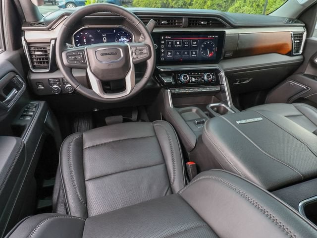 2025 GMC Sierra 3500 HD Denali