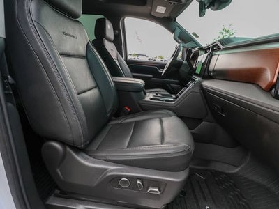 2025 GMC Sierra 3500 HD Denali