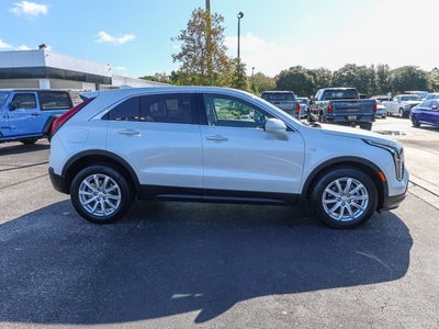 2022 Cadillac XT4 FWD Luxury