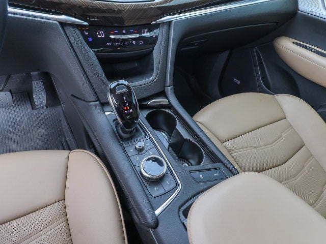 2023 Cadillac XT6 FWD Premium Luxury
