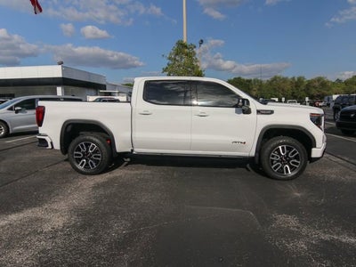 2025 GMC Sierra 1500 AT4