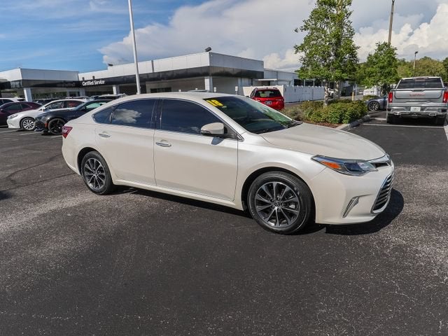 2018 Toyota Avalon XLE
