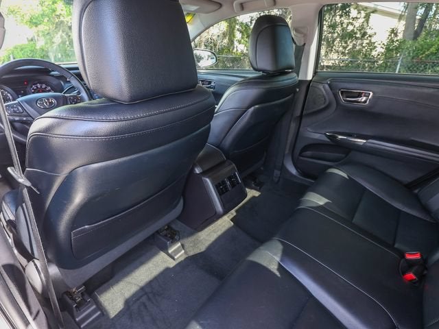 2018 Toyota Avalon XLE