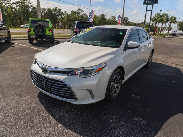 2018 Toyota Avalon XLE