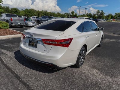 2018 Toyota Avalon XLE