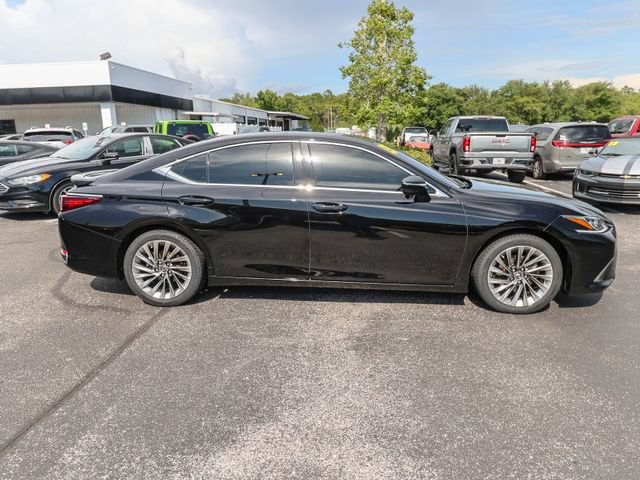 2023 Lexus ES ES 300h Luxury
