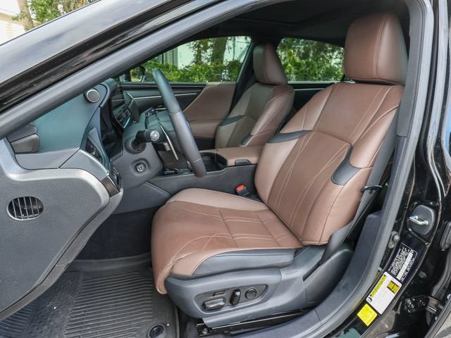 2023 Lexus ES ES 300h Luxury