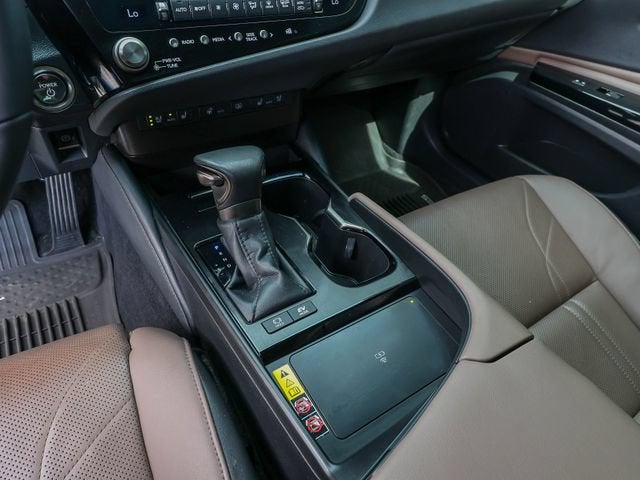 2023 Lexus ES ES 300h Luxury