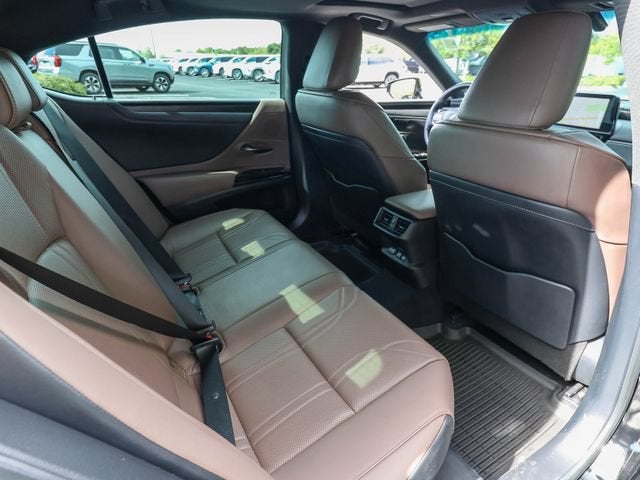 2023 Lexus ES ES 300h Luxury
