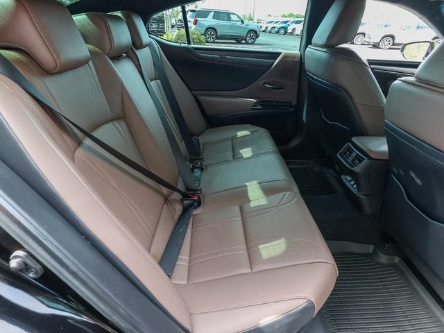 2023 Lexus ES ES 300h Luxury