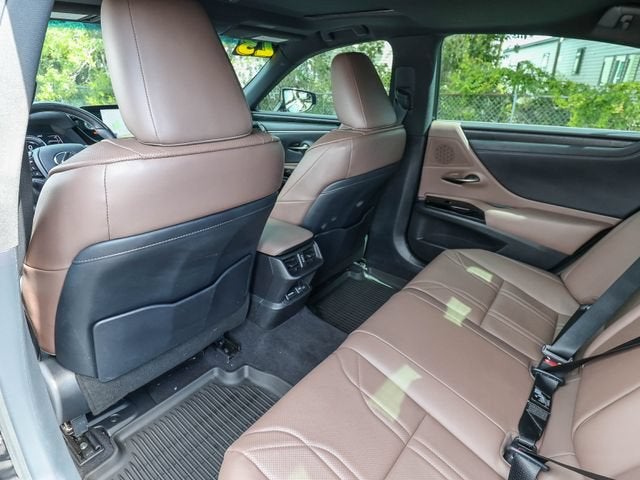 2023 Lexus ES ES 300h Luxury