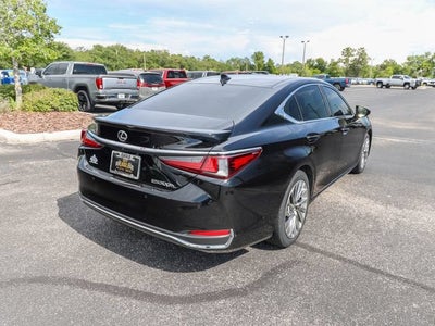 2023 Lexus ES ES 300h Luxury